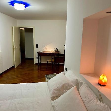 Piazza Carlo Alberto Hotel กาญารี ภายนอก รูปภาพ