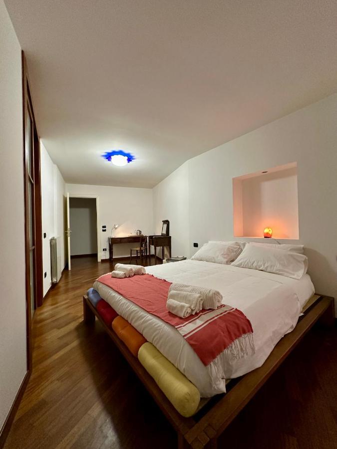 Piazza Carlo Alberto Hotel กาญารี ภายนอก รูปภาพ