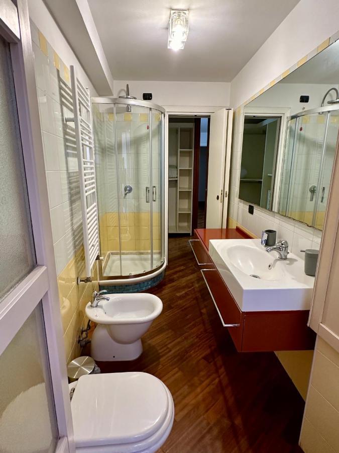 Piazza Carlo Alberto Hotel กาญารี ภายนอก รูปภาพ